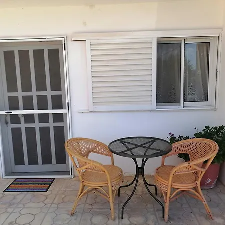 Thanos House - σπίτι στην εξοχή Apartman Mirsinochori