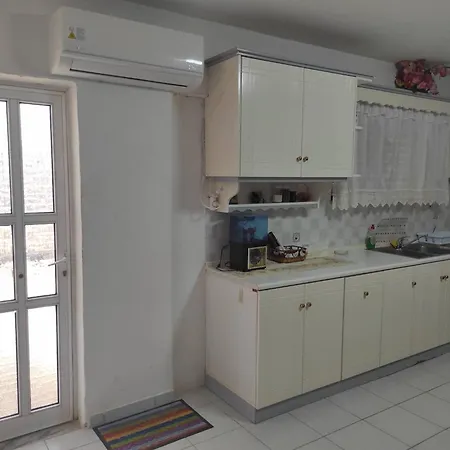 Thanos House - σπίτι στην εξοχή