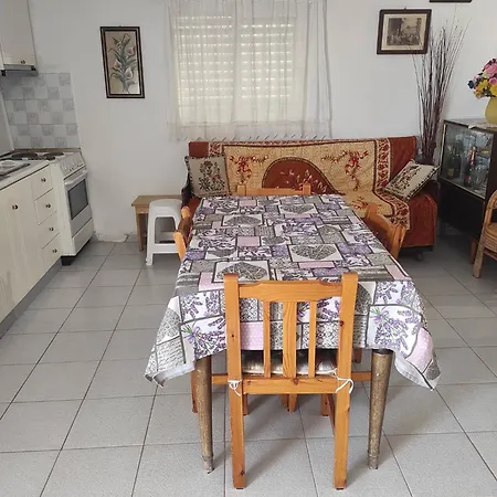 Thanos House - Σπίτι στην εξοχή Appartamento Mirsinochori