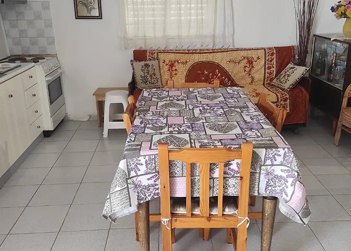 Thanos House - σπίτι στην εξοχή Apartman Mirsinochori