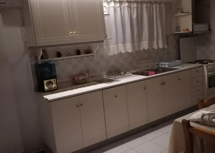 Apartman Thanos House - σπίτι στην εξοχή *